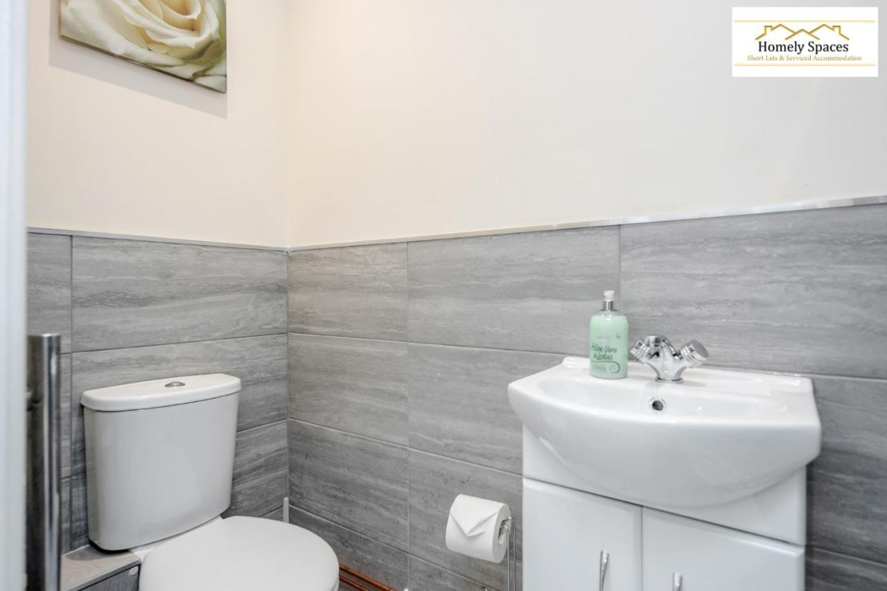 Bedford Hospital Victoria Apartments A And B By Homely Spaces Short Lets & Serviced Accommodation Buitenkant foto